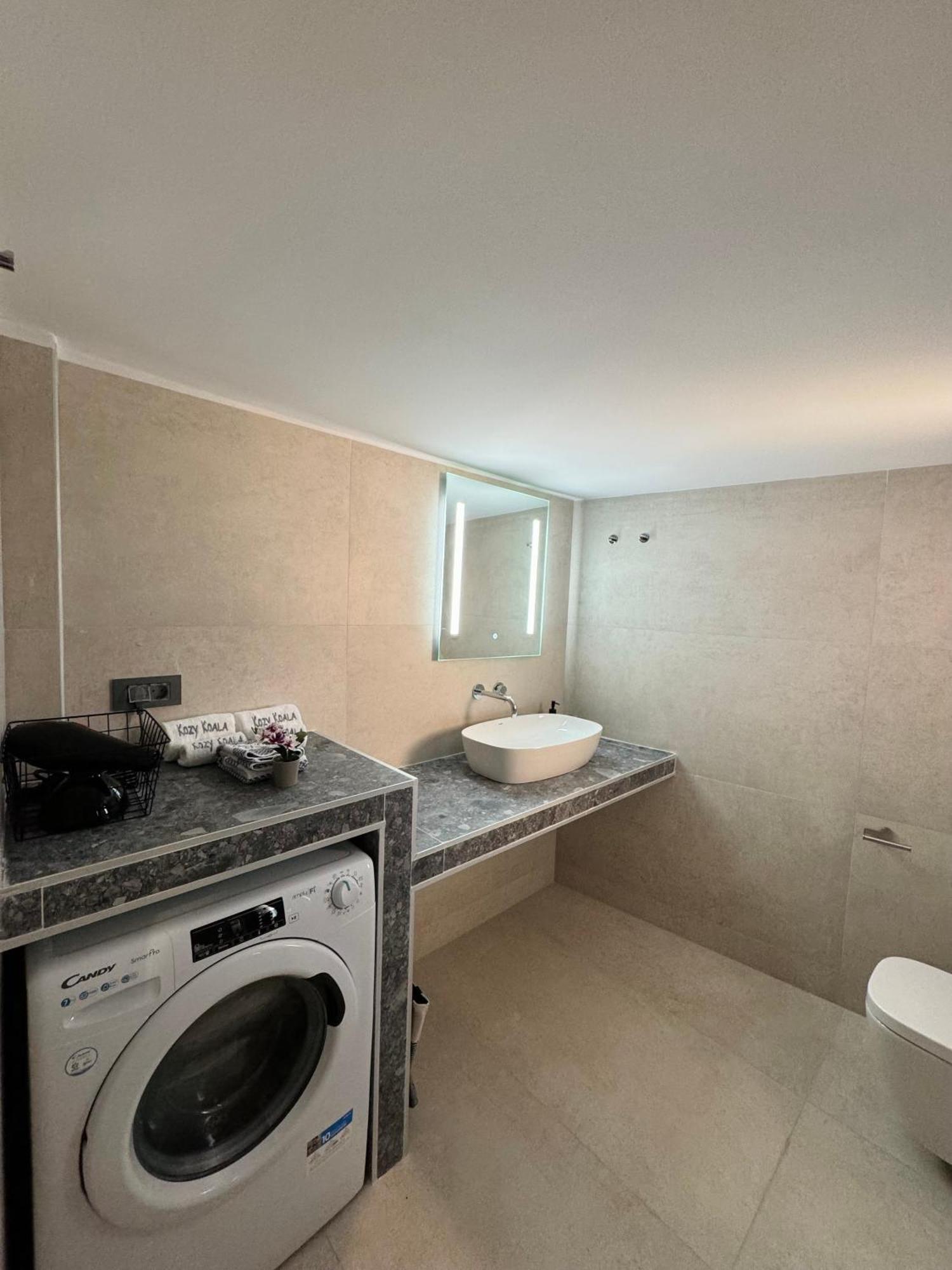 Spacious Apartment Near Monastiraki By Kozy Koala Atina Dış mekan fotoğraf